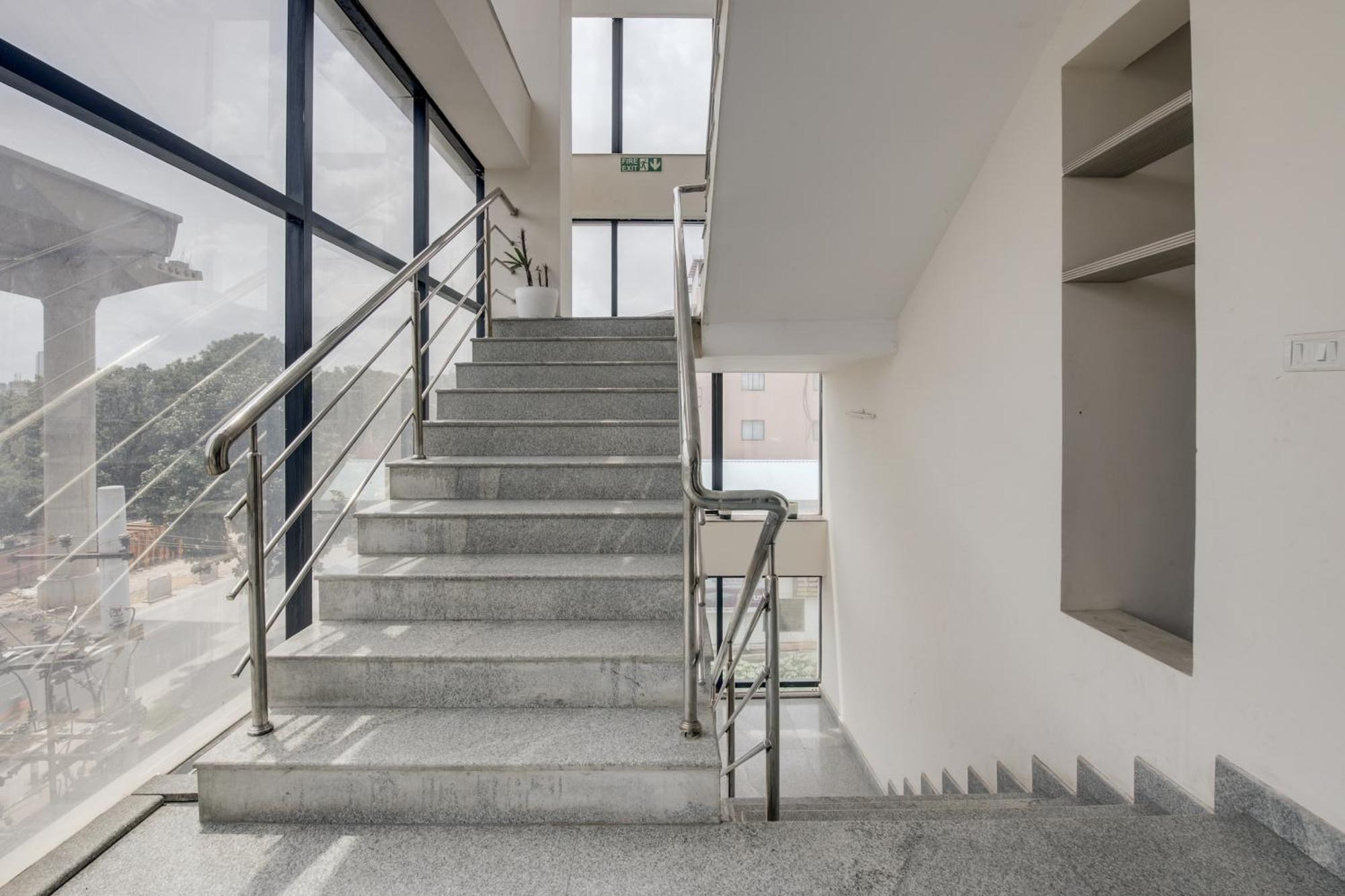 Super Townhouse Hbr Layout Bangalore Dış mekan fotoğraf