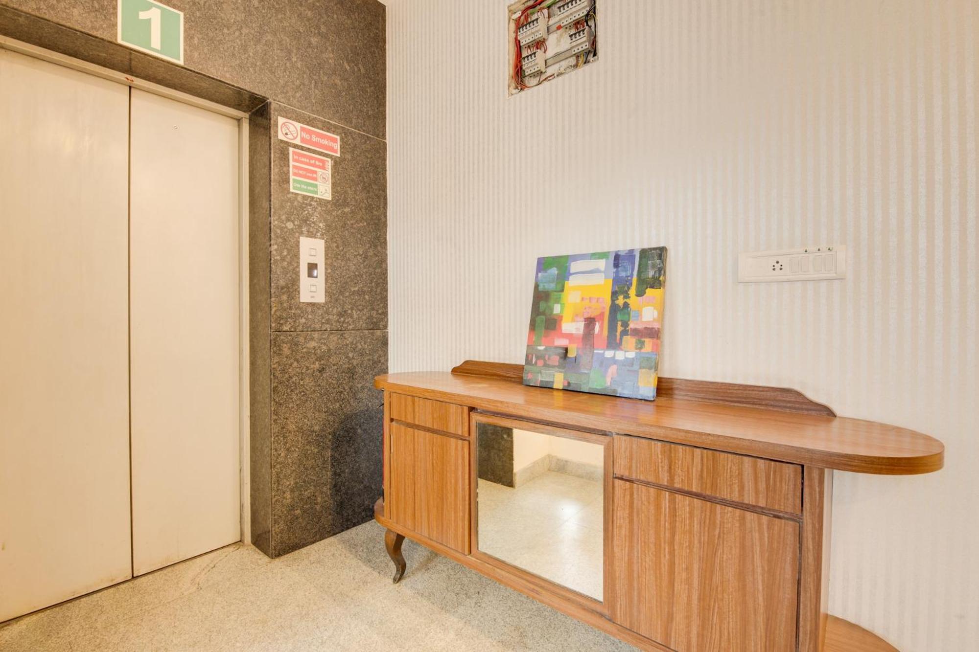 Super Townhouse Hbr Layout Bangalore Dış mekan fotoğraf